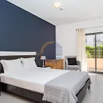 Paraiso Sol Da Rocha アパート ポルティマン